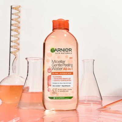 Garnier Skin Naturals Micellar Gentle Peeling Water Płyn micelarny dla kobiet 400 ml