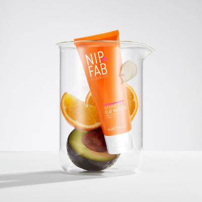 NIP+FAB Illuminate Vitamin C Fix Clay Mask 3% Maseczka do twarzy dla kobiet 75 ml