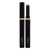 MAC Powder Kiss Velvet Blur Slim Stick Lipstick Pomadka dla kobiet 2 g Odcień 878 Dubonnet Buzz