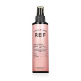 REF Firm Hold Spray N°545 Lakier do włosów 175 ml