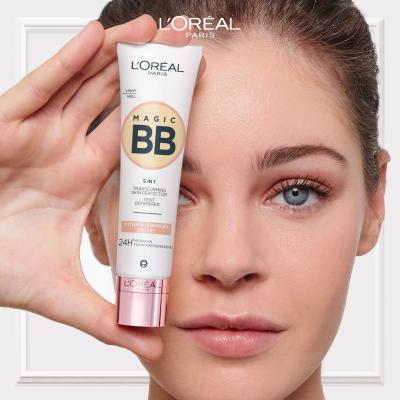 L&#039;Oréal Paris Magic BB 5in1 Transforming Skin Perfector Krem BB dla kobiet 30 ml Odcień Light