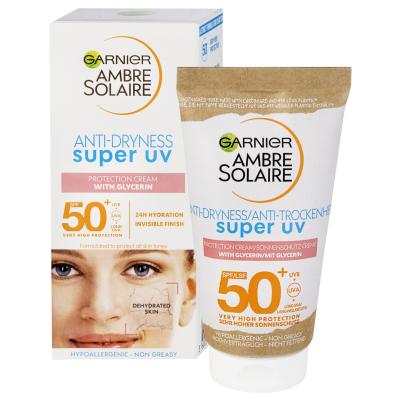 Garnier Ambre Solaire Sensitive Advanced SPF50+ Preparat do opalania twarzy 50 ml