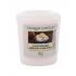 Yankee Candle Coconut Rice Cream Świeczka zapachowa 49 g