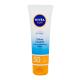 Nivea Sun UV Face Shine Control SPF50 Preparat do opalania twarzy dla kobiet 50 ml