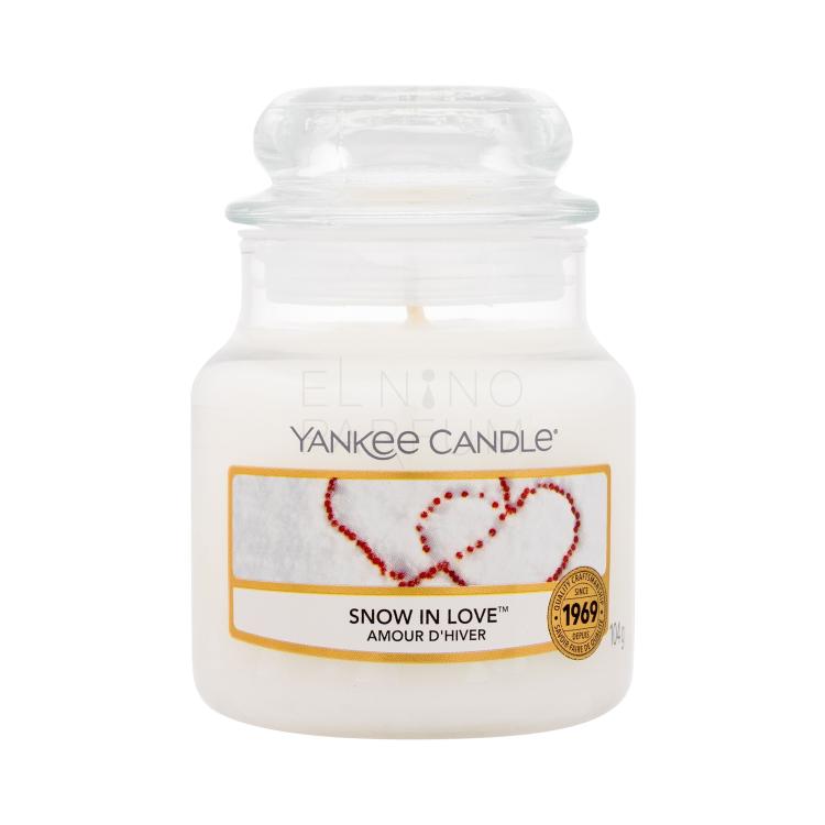 Yankee Candle Snow In Love Świeczka zapachowa 104 g
